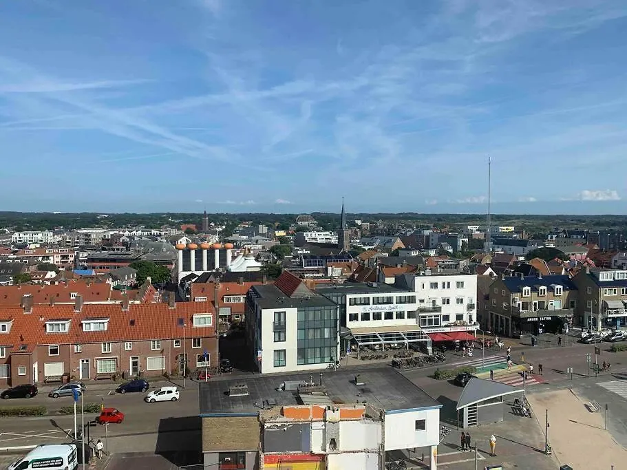 Appartement Aan Het Strand In Zandvoort Aan Zee! 0*,  Netherlands